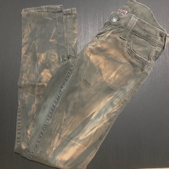 True Religion Jegging - Picture 2 of 3